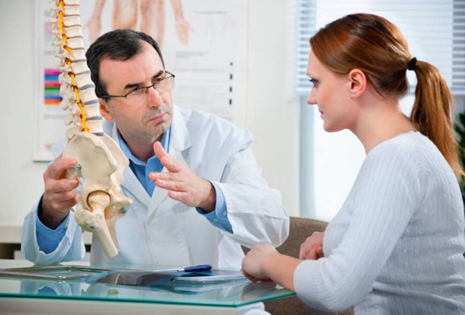 Medicamento diminui em mais da metade o risco de fraturas na osteoporose grave